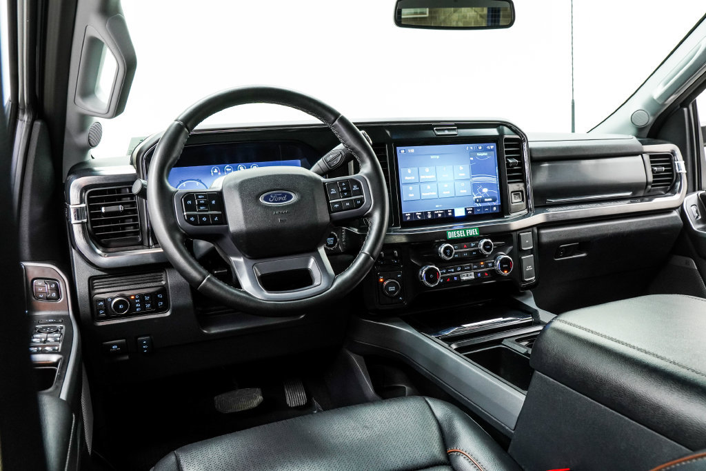 Used 2026 Ford F250 Lariat AWD/4WD image 4