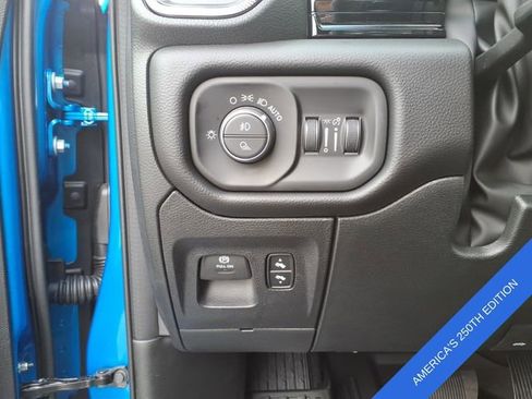 New 2026 RAM 1500 Laramie AWD/4WD image 16