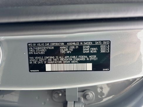 Certified 2024 Volvo XC90 T8 Plus w/ Protection Package Premier image 35