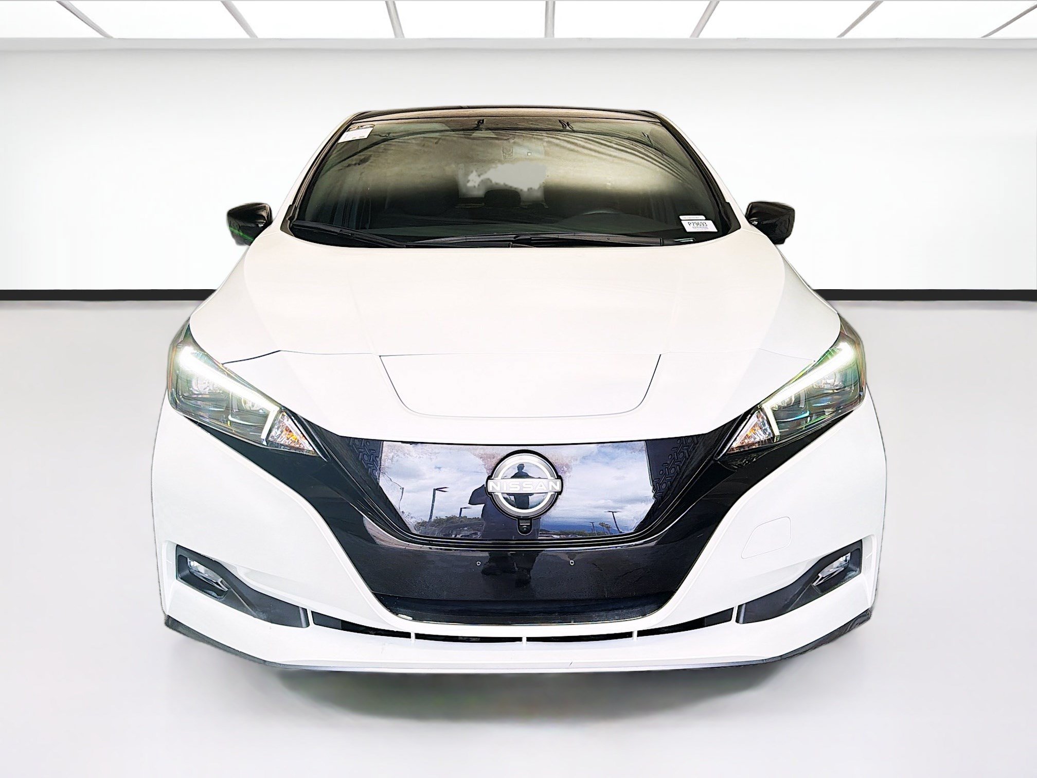Used 2024 Nissan Leaf SV Plus FWD image 2