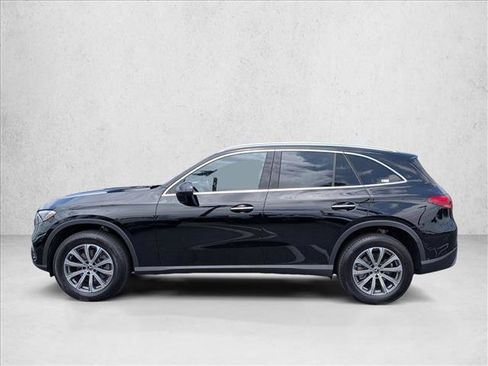 Certified 2026 Mercedes-Benz GLC 300 image 9