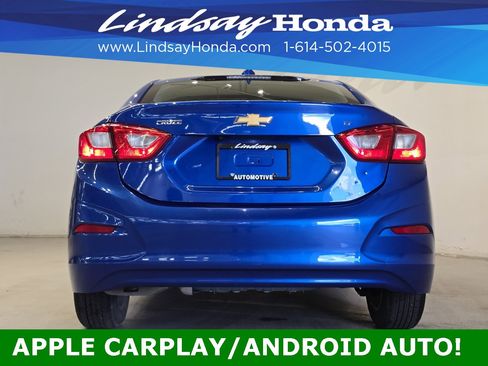 Used 2017 Chevrolet Cruze LT w/ Convenience Package image 5