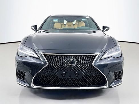 Used 2023 Lexus LS 500 AWD w/ Luxury Package image 2
