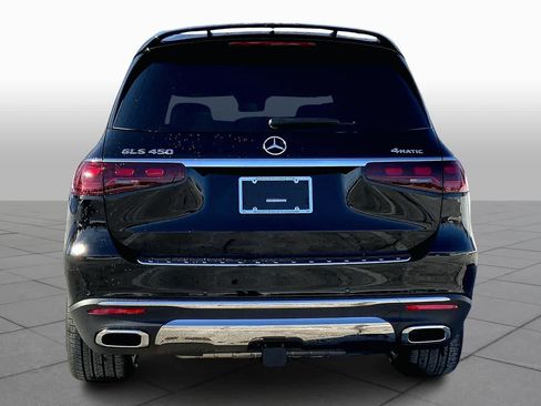 Used 2026 Mercedes-Benz GLS 450 4MATIC image 4