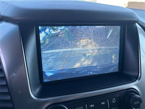 Used 2020 Chevrolet Suburban Premier image 21