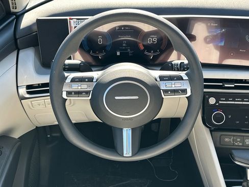 New 2025 Hyundai Tucson SEL image 23