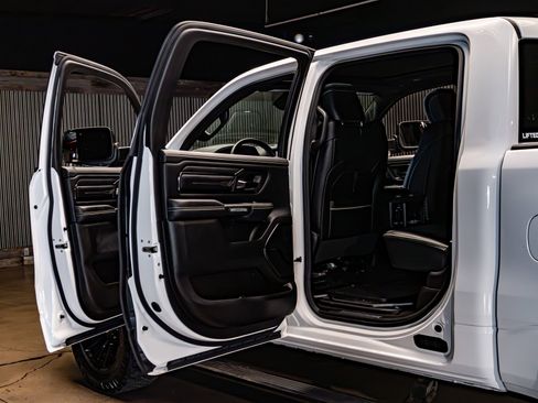 Used 2023 RAM 1500 Limited image 29