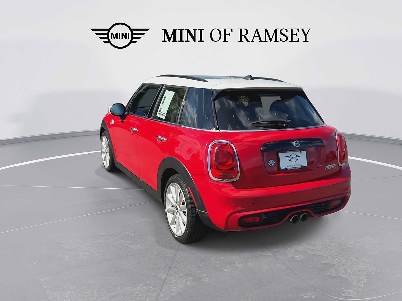 Used 2019 MINI Cooper S FWD image 6