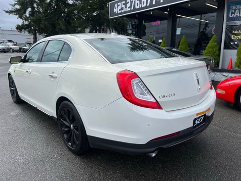 Used 2013 Lincoln MKS AWD image 8