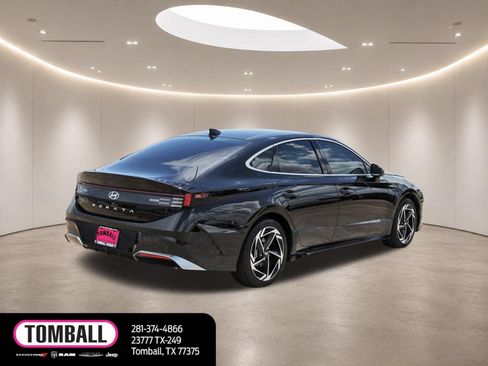 Used 2025 Hyundai Sonata SEL FWD image 7