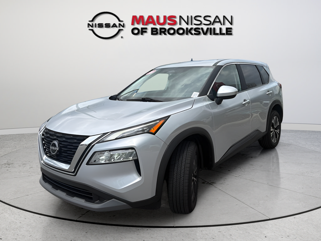 Used 2023 Nissan Rogue SV FWD image 4