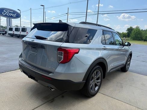 Certified 2023 Ford Explorer XLT w/ Equipment Group 202A AWD/4WD image 9