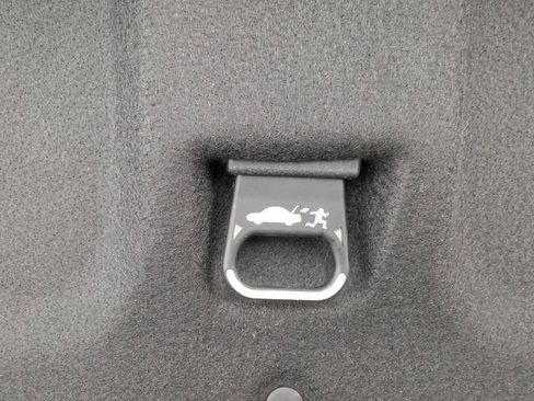 Used 2019 Chevrolet Camaro LS RWD image 37