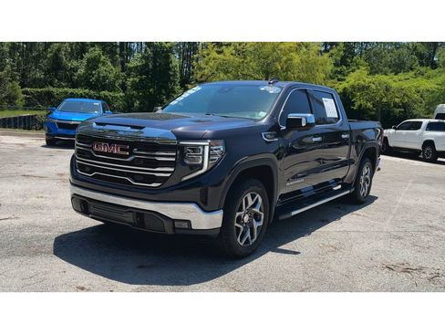 Certified 2023 GMC Sierra 1500 SLT AWD/4WD image 4
