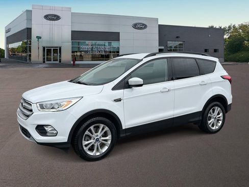 Used 2019 Ford Escape SEL image 1