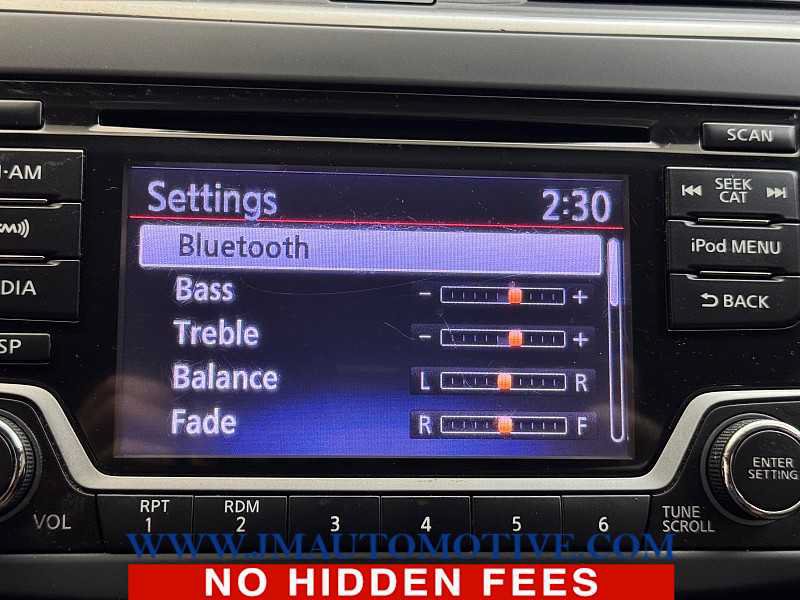 Used 2017 Nissan Sentra S FWD image 27