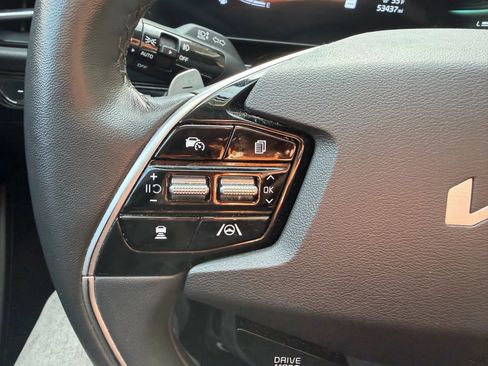 Used 2023 Kia Niro image 13