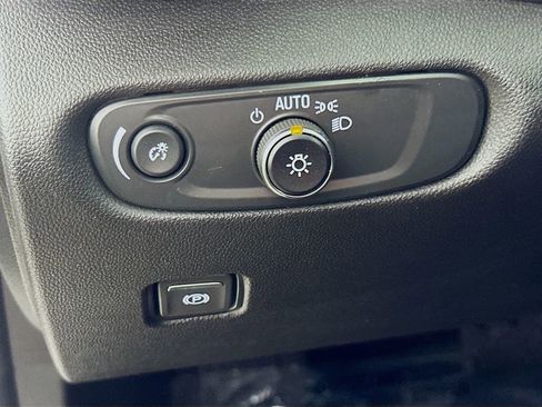 Used 2024 Chevrolet Blazer LT FWD image 21