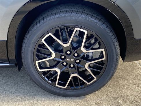 New 2025 Chevrolet Blazer RS w/ Driver Confidence II Package image 27