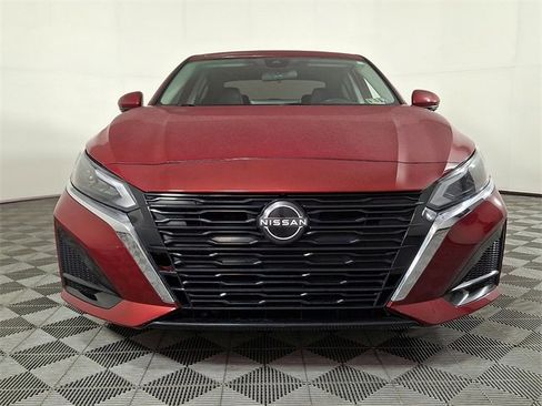 Used 2023 Nissan Altima 2.5 SL image 5