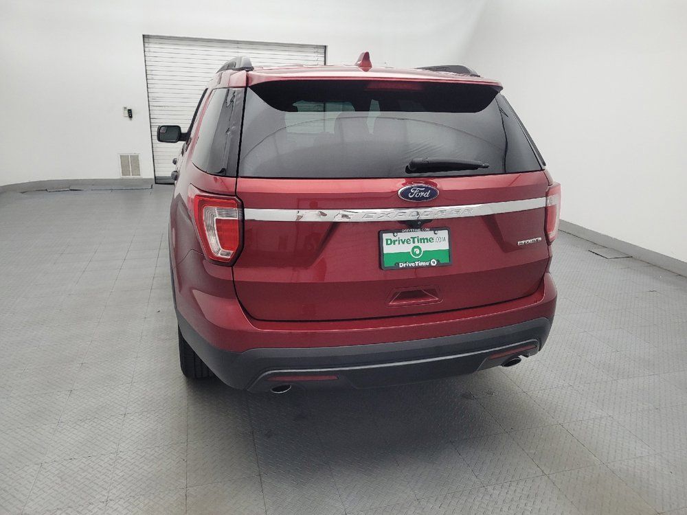 Used 2016 Ford Explorer FWD image 6