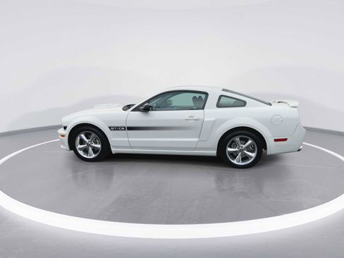 Used 2008 Ford Mustang GT Premium image 5