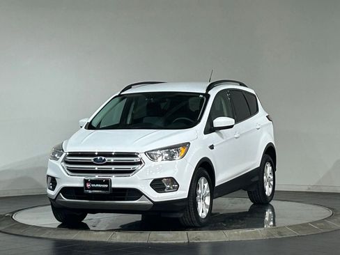 Used 2018 Ford Escape SE AWD/4WD image 5