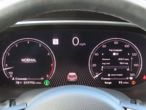 Used 2024 Acura MDX SH-AWD w/ Advance Package image 25