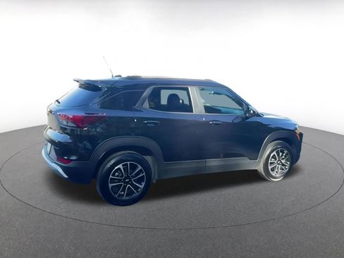 Used 2025 Chevrolet TrailBlazer LT image 10
