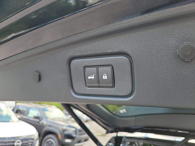 New 2026 Nissan Pathfinder SL AWD/4WD image 8