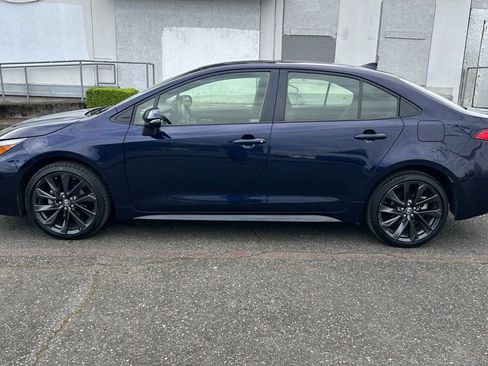 Certified 2024 Toyota Corolla SE w/ SE Package FWD image 8