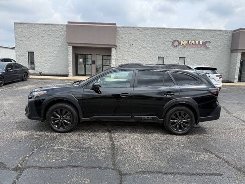 Used 2025 Subaru Outback Onyx Edition w/ Popular Package #2 AWD/4WD image 8