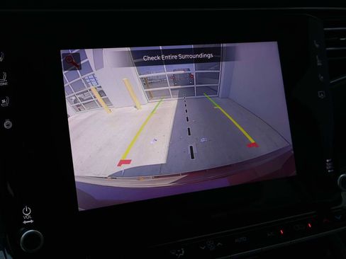 Used 2022 Jeep Wagoneer Series III AWD/4WD image 15