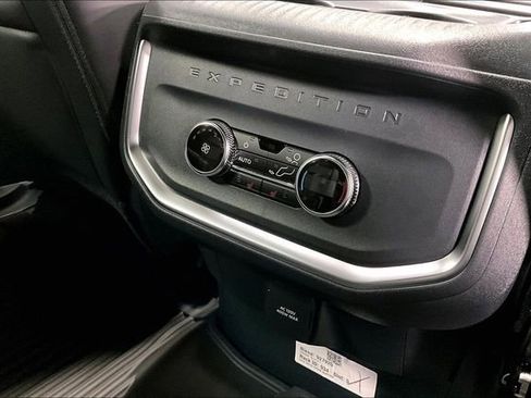 New 2026 Ford Expedition Max Platinum AWD/4WD image 4