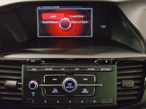Used 2016 Honda Accord Sport image 25