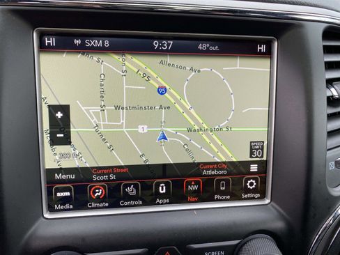 Used 2018 Jeep Grand Cherokee Limited w/ Luxury Group II image 13