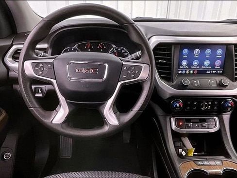 Used 2023 GMC Acadia SLE w/ Driver Convenience Package AWD/4WD image 5