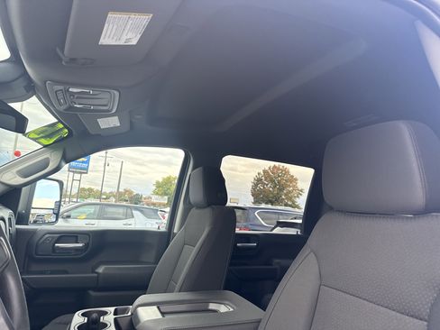 New 2026 GMC Sierra 2500 Pro w/ Convenience Package image 30