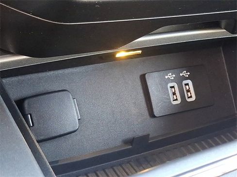 Used 2016 Ford F150 XLT w/ Equipment Group 302A Luxury image 24