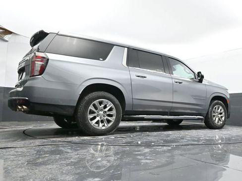 Used 2023 Chevrolet Suburban Premier image 55