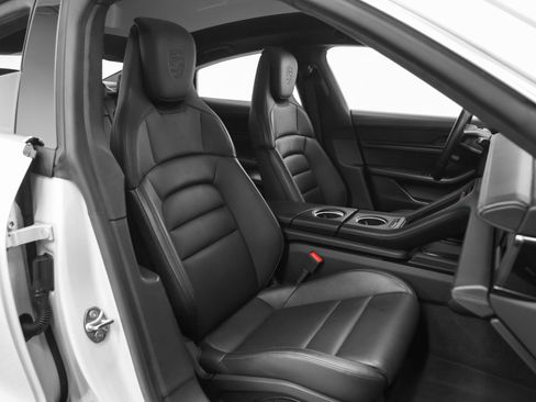 Certified 2021 Porsche Taycan Turbo image 24