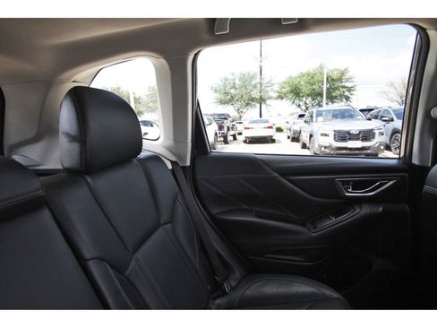 Used 2020 Subaru Forester Limited w/ Popular Package #3 AWD/4WD image 12