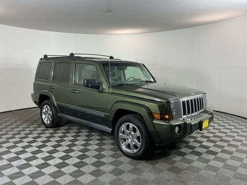 Used 2007 Jeep Commander Sport AWD/4WD image 3