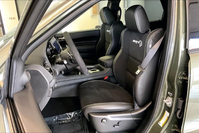 New 2026 Dodge Durango SRT Hellcat w/ Premium Group AWD/4WD image 8