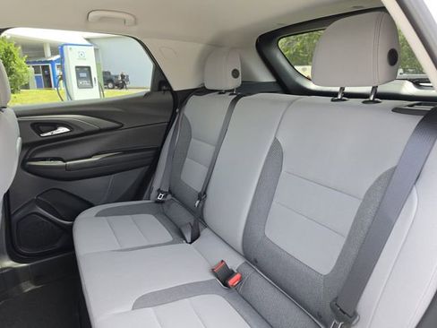 New 2026 Chevrolet TrailBlazer LT w/ LT Cold Weather Package FWD image 18