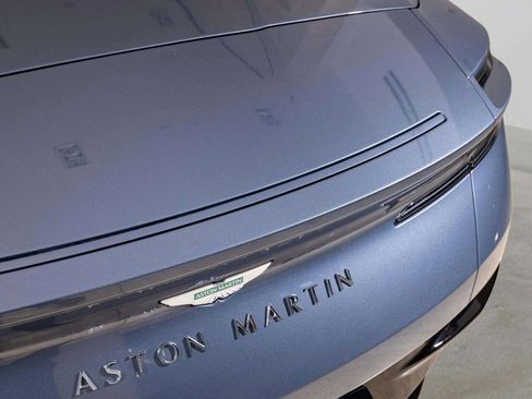 Used 2024 Aston Martin DB12 Convertible image 54