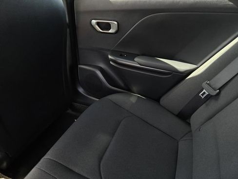 Used 2026 Kia K4 FWD image 12
