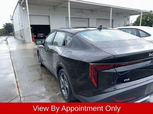 Used 2025 Kia K4 FWD image 8