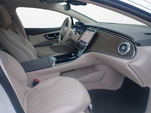 Used 2022 Mercedes-Benz EQS 450+ Sedan image 24