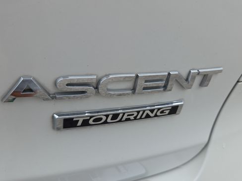 Used 2024 Subaru Ascent Touring AWD/4WD image 34